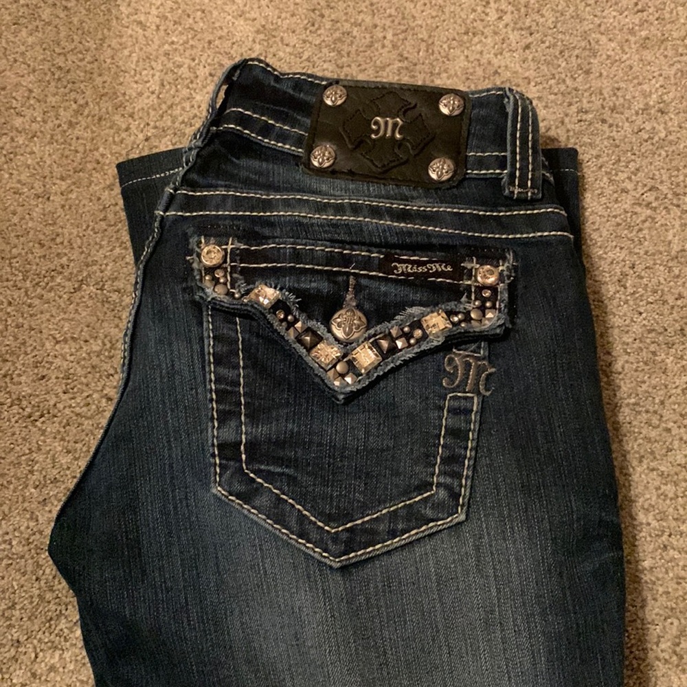 Size 27 Miss Me jeans